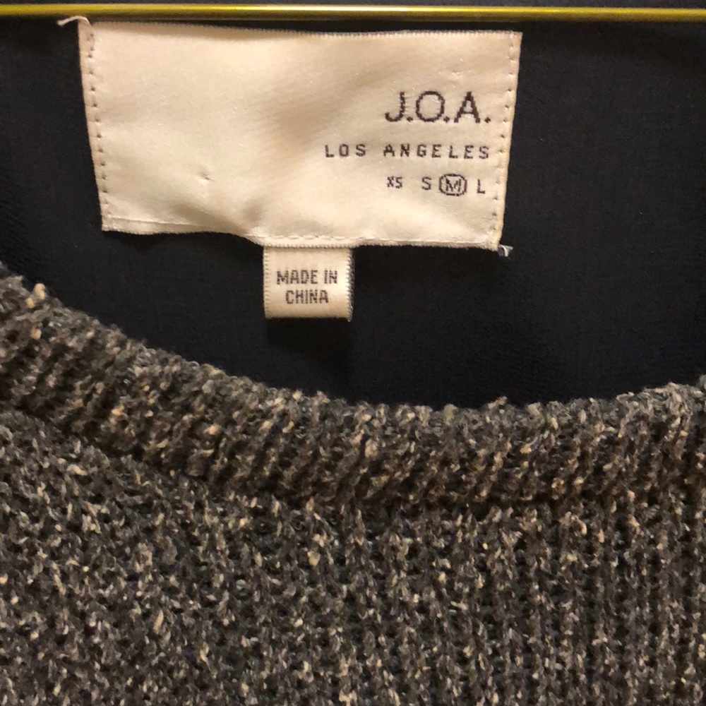 Grey sweater - Picture 2 of 2